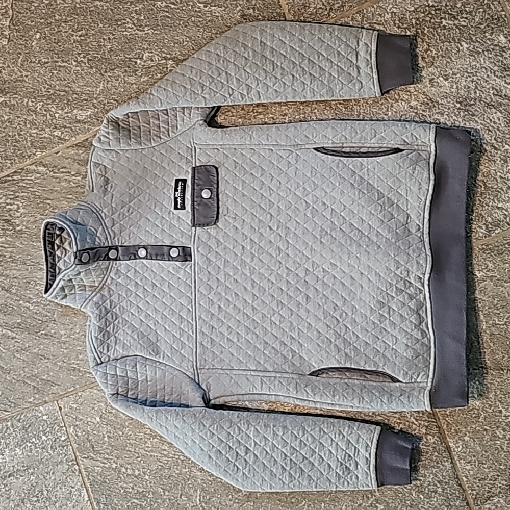👪 Simply Southern Size S quilted gray pullover